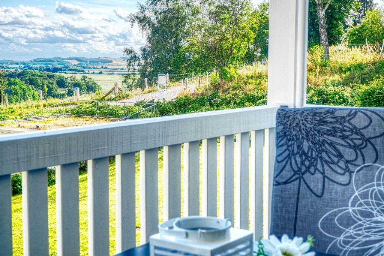Mit Meerblick Und Balkon, Gratis Nutzung Vom Ahoi Erlebnisbad Und Sauna In Sellin - Meeresblick Fewo 35 Goehren  Luaran gambar