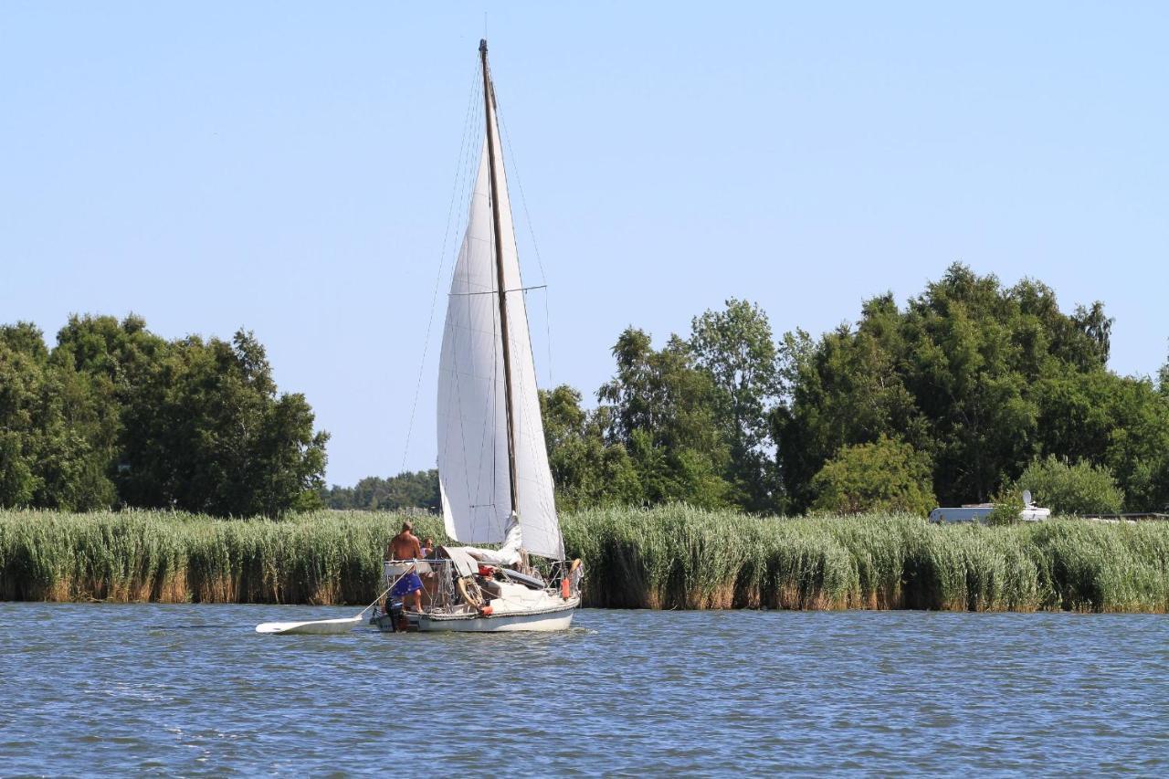 Mit Meerblick Und Balkon, Gratis Nutzung Vom Ahoi Erlebnisbad Und Sauna In Sellin - Meeresblick Fewo 35 Goehren  Luaran gambar